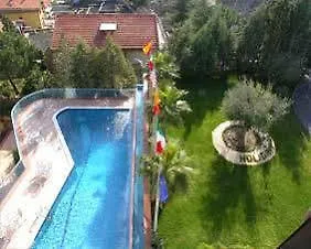 Holiday Palace Nicolosi